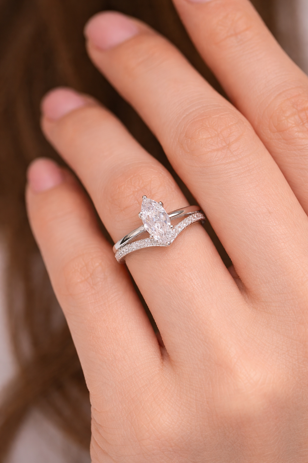 Anel duplo cravejado