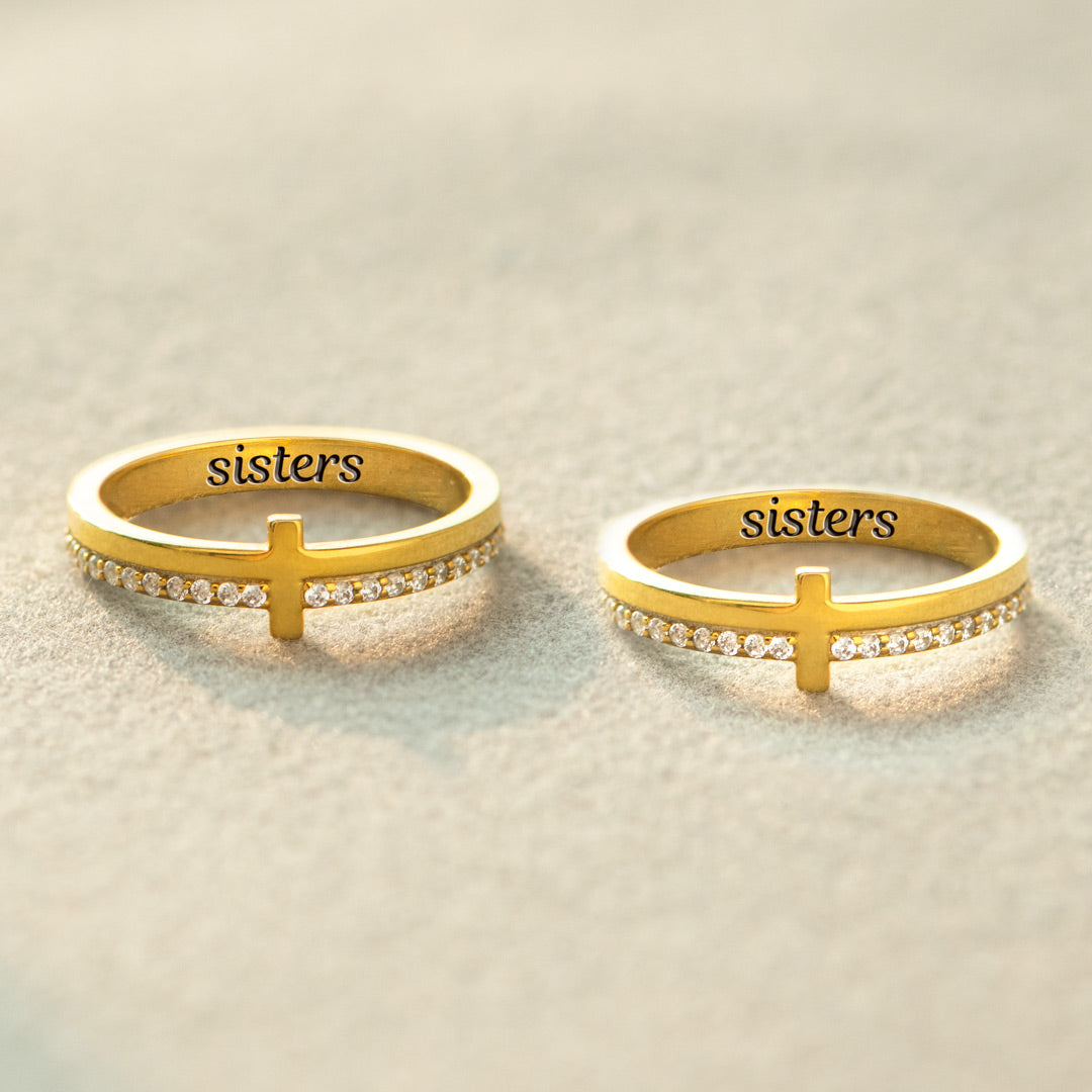 Conjunto Irmãs em Cristo com Banho de Ouro 18K