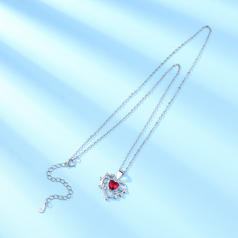 Colar Coração Ardente