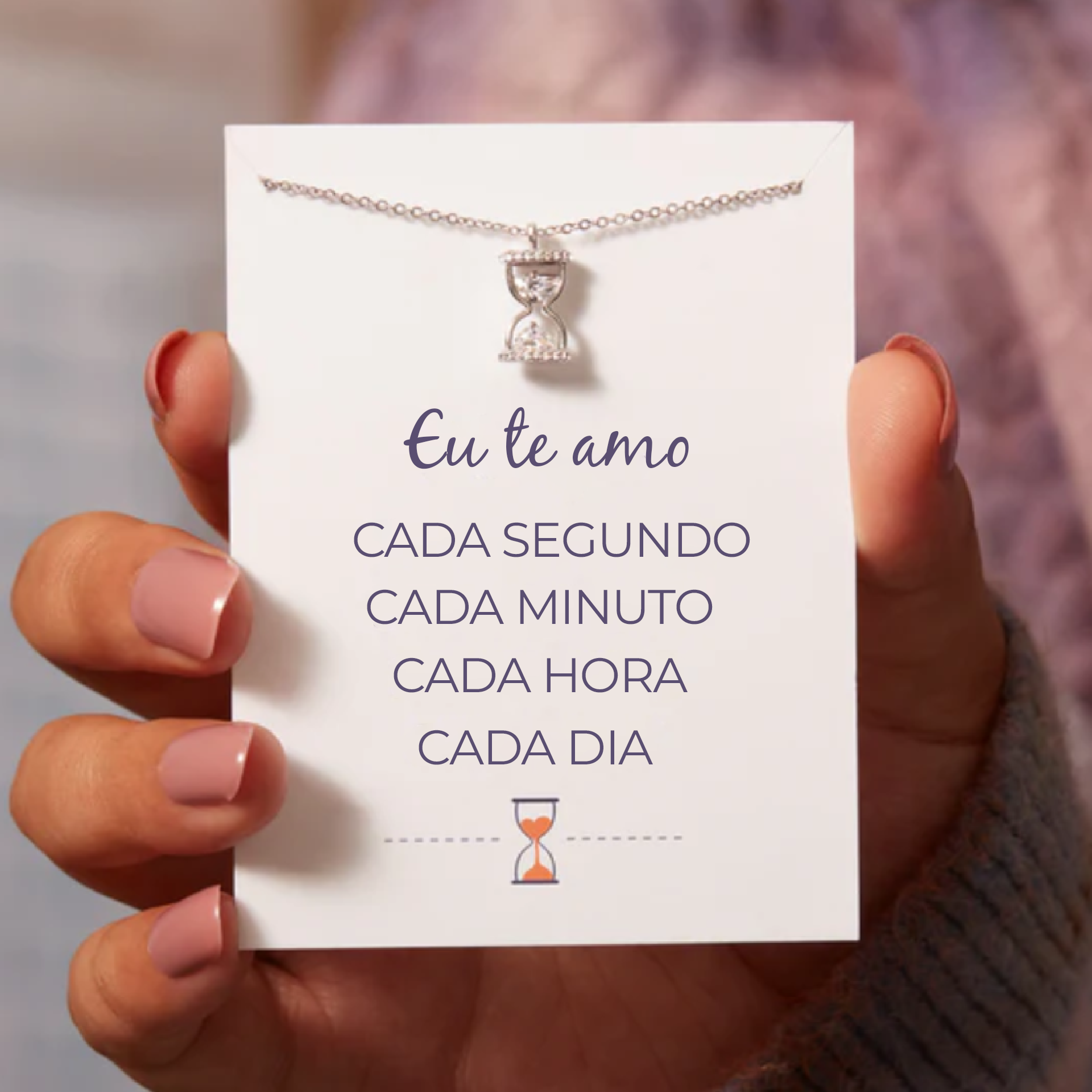 Colar Relicário Ampulheta "Eu Te Amo Cada Segundo"