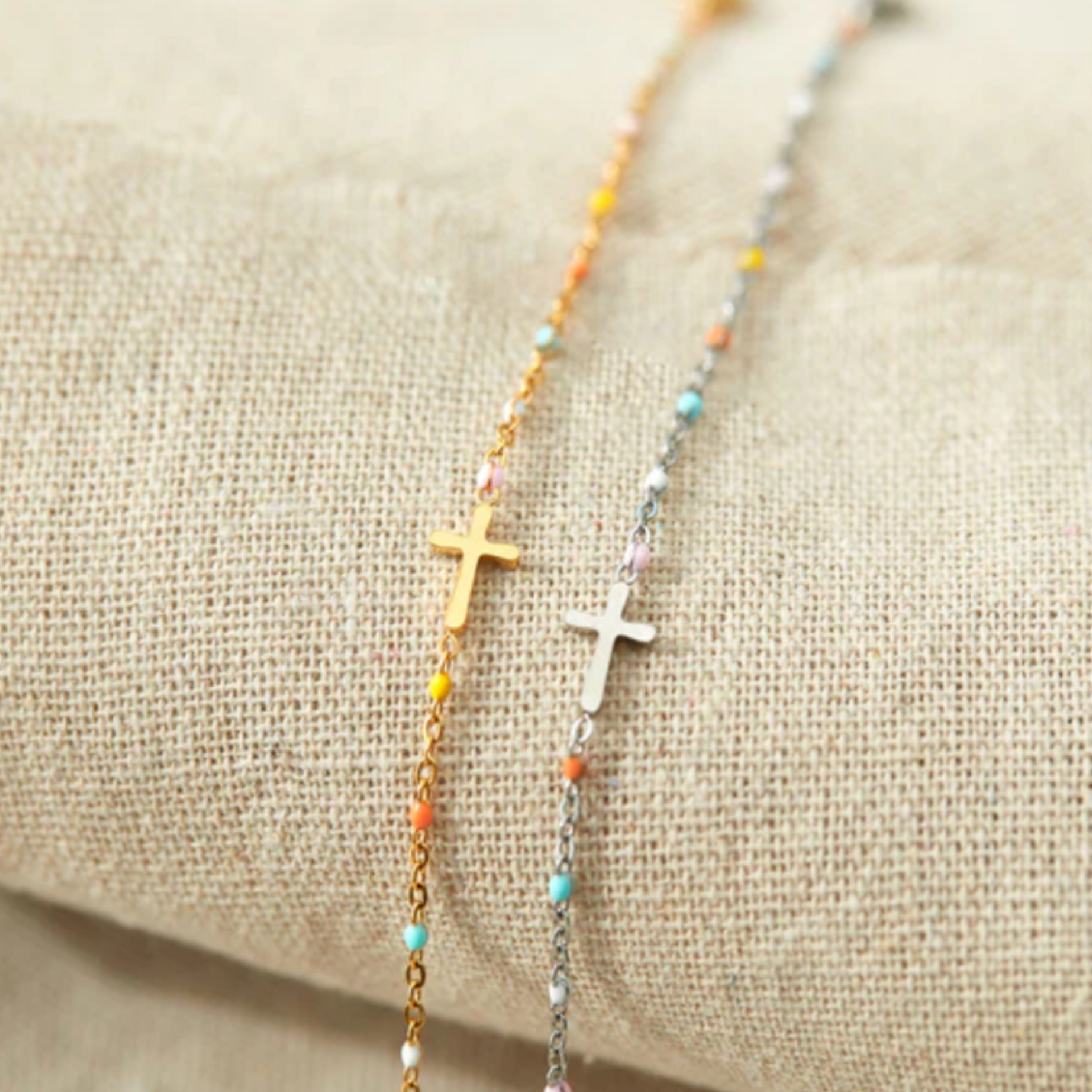 Pulseira de Oração com Pingente de Cruz