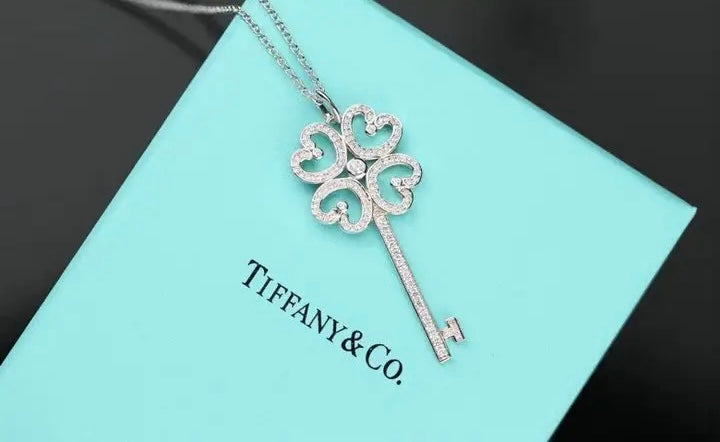 Gargantilha Chave de trevos