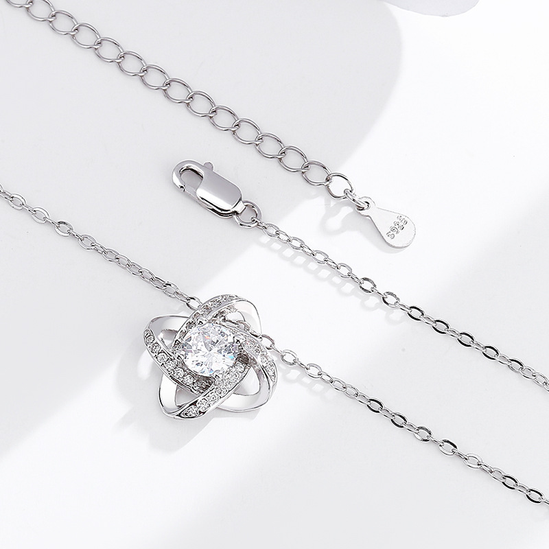 Pulseira Estelar com Zircônias e Cristal Central