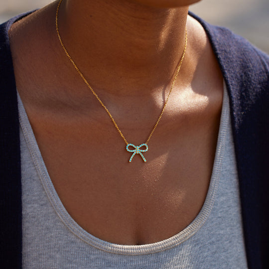 Colar Laço com Zircônias – Presente Para Mãe
