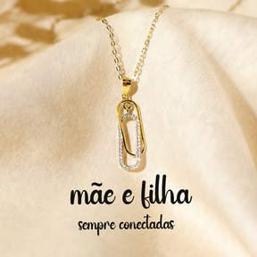 Colar Mãe e Filha "Sempre Conectadas" em Ouro e Cristais